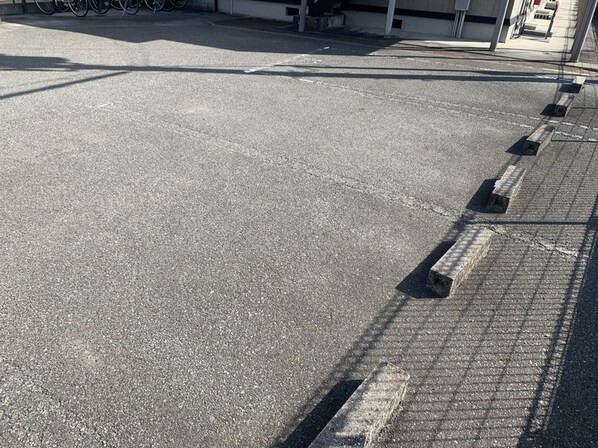 ミレニアム21の物件外観写真